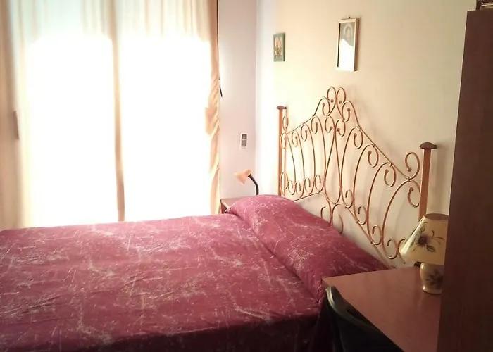 فندق مبيت وإفطار Alloggi Buonasera بوزالو